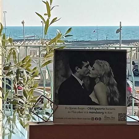 Rome Sea Lejlighed Lido di Ostia Eksteriør billede